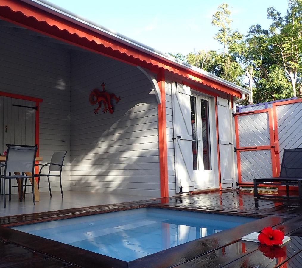 Caraibes Cottages Corail Piscine Privee A 900M De La Plage De Grande Anse Deshaies Bagian luar foto